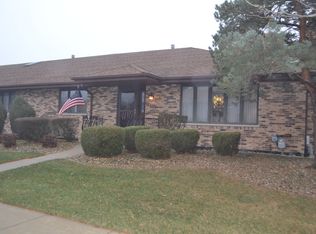 8237 Ashley Ln, Tinley Park, IL 60477