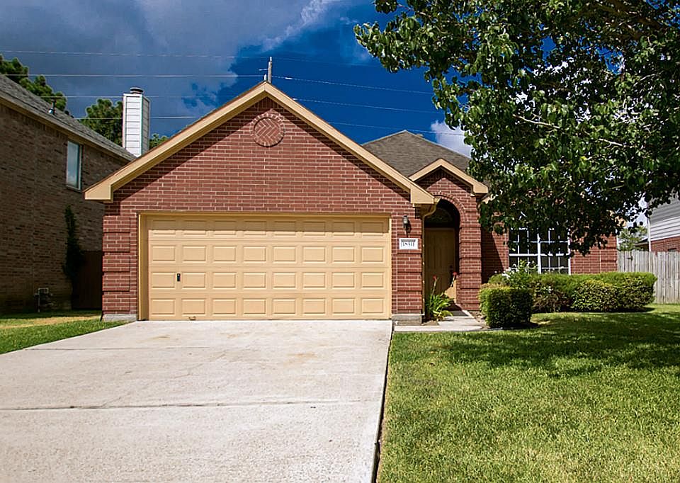 1st image of 18511 Polo Meadow Dr