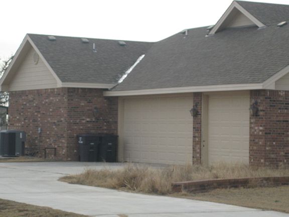 2nd image of 7703 Trenton Dr