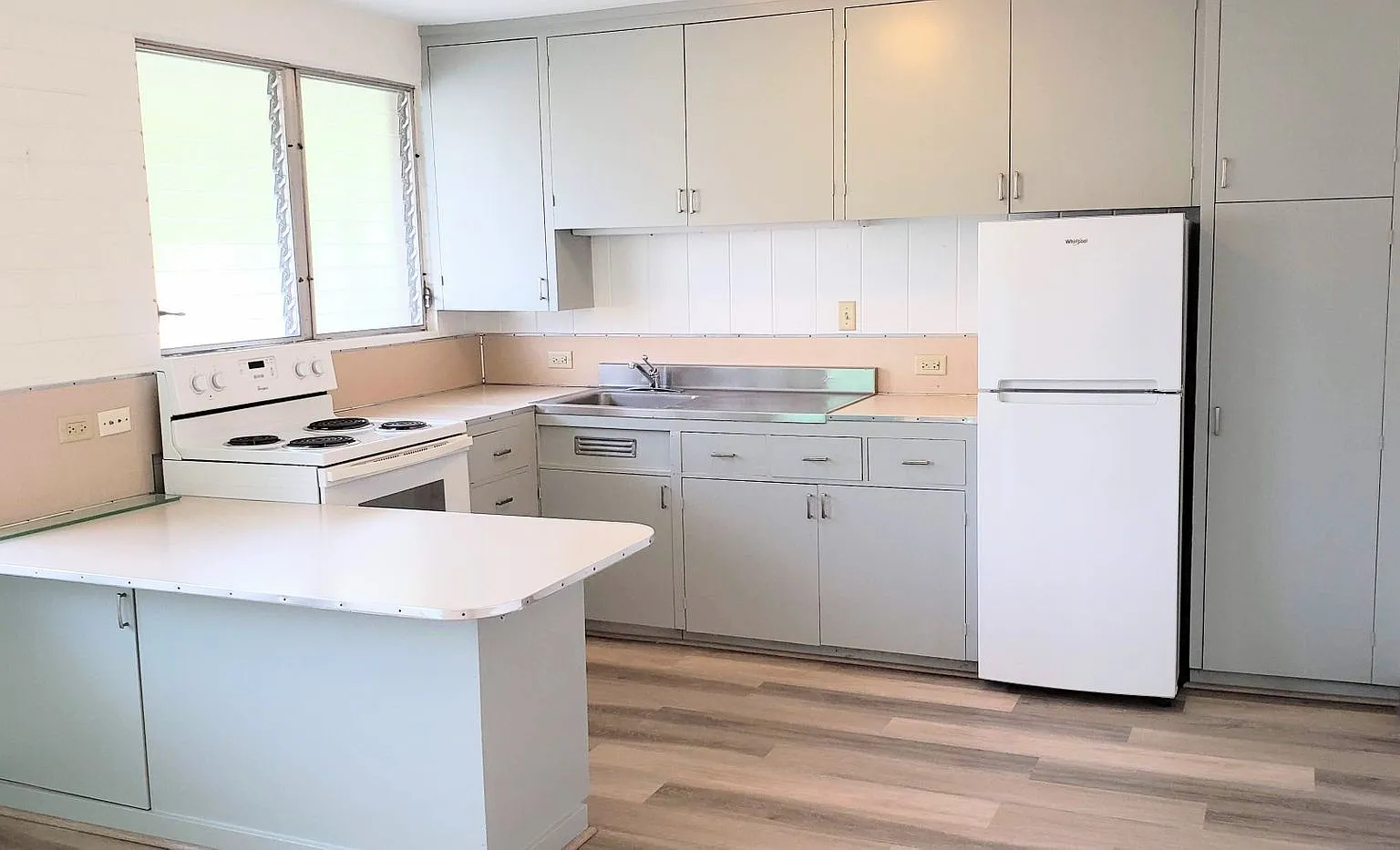 1624 Anapuni — Photo 1