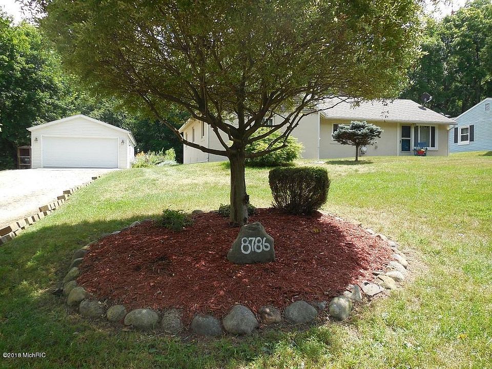 1st image of 8786 E Gull Lake Dr