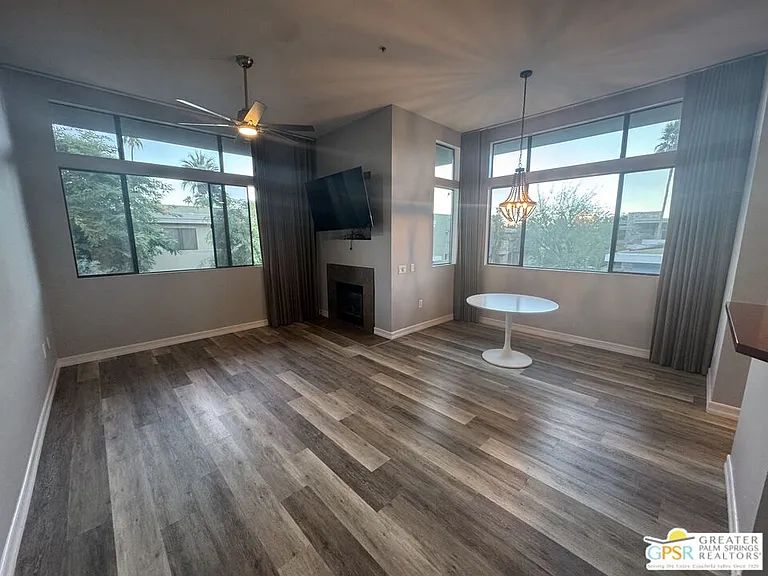 810 E Palm Canyon Dr #201 — Photo 2