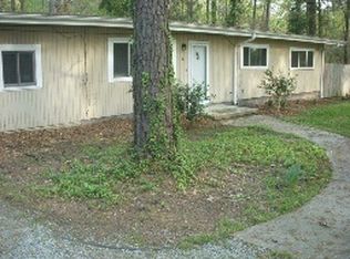 6 Elmdale Dr, Chapel Hill, NC 27517