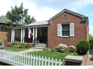 112 Parkway N, Yonkers, NY