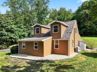 1043 Collinsburg Rd, West Newton, PA 15089
