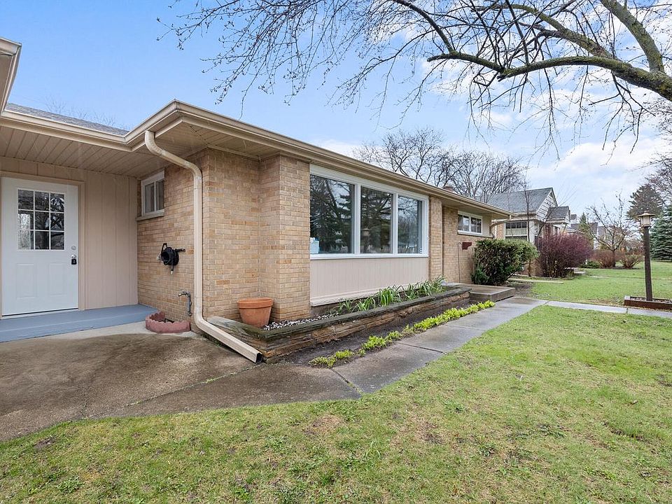 2128 West Marne Ave, Glendale, WI 53209 Zillow