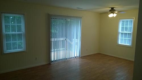 2nd image of 5575 Forest Hill Ave