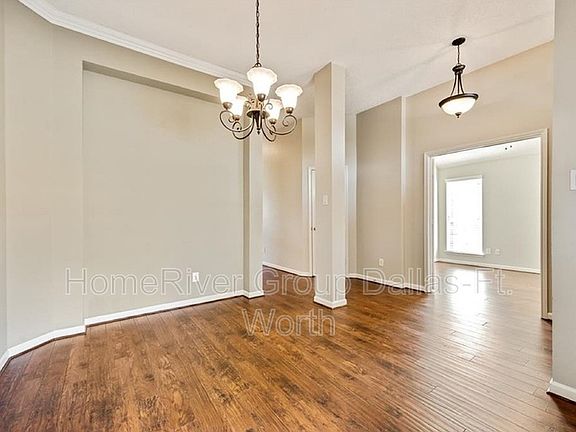 3rd image of 10209 Mallory Dr