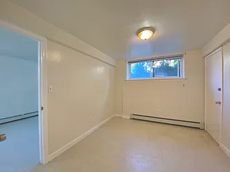 Rented by Ting's Brokerage