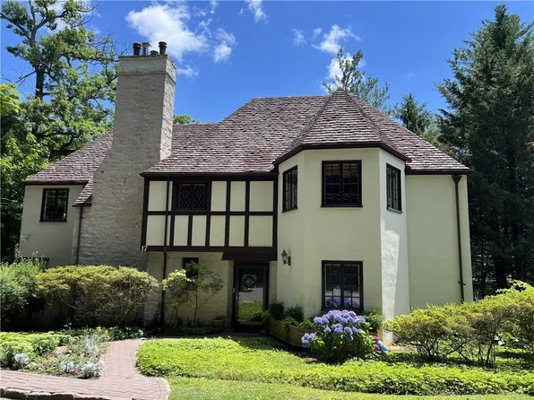 17 Wyndham Road, Scarsdale, NY 10583
