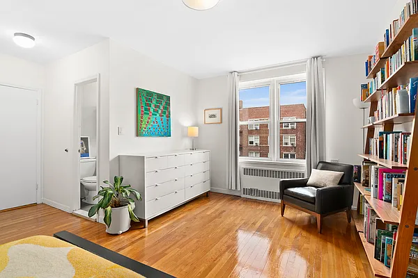 Sold by Compass | media 9
