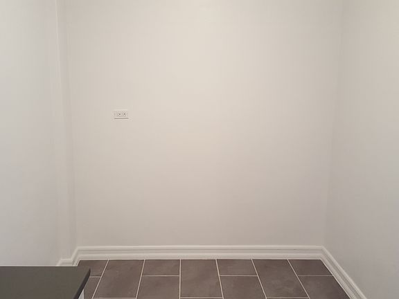 4th image of 21110 73rd Ave #3E