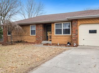3725 N Mount Zion Ct, Springfield, MO 65803
