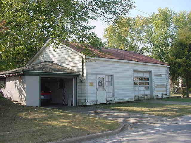 2nd image of 511 1st St