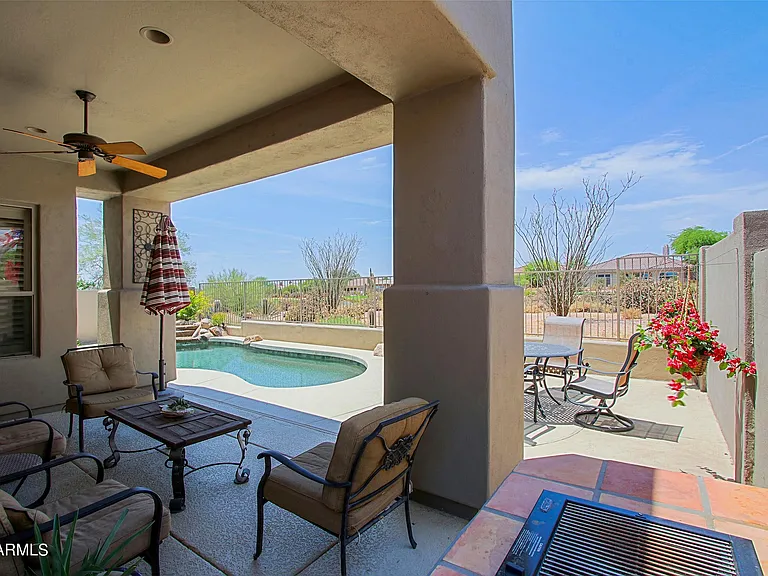 9616 E Chuckwagon Ln — Photo 49