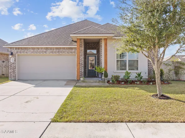 102 Jeanne Picard Dr, Maurice, LA 70555