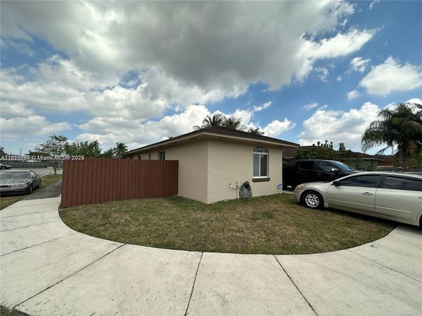 3783 NW 201st Ter