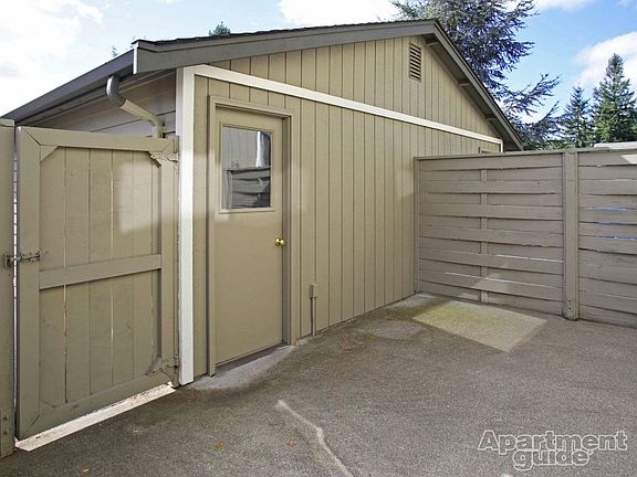 5th image of 9245 Skokomish Way NE APT 2