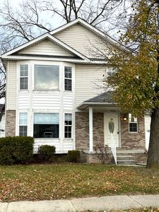 572 W Woodward Heights Blvd, Hazel Park, MI, 48030