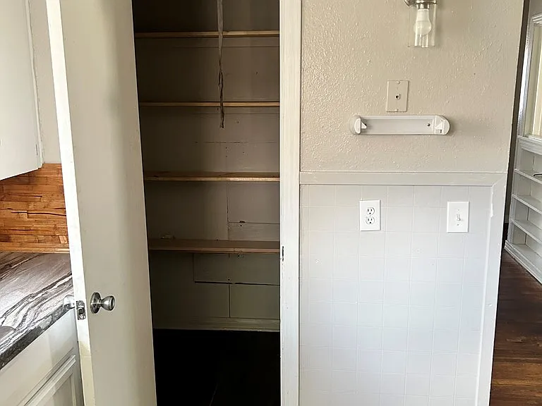 805 San Carlos St — Photo 7