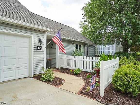 2nd image of 885 Kenton Ct