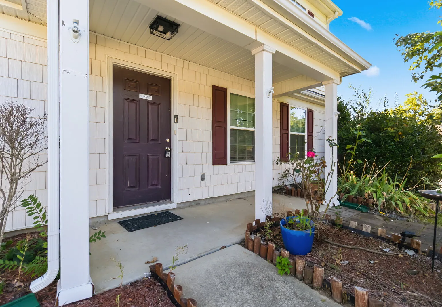 3 bed, 2.5 bath, 1569 sqft, $1,800 — Photo 3