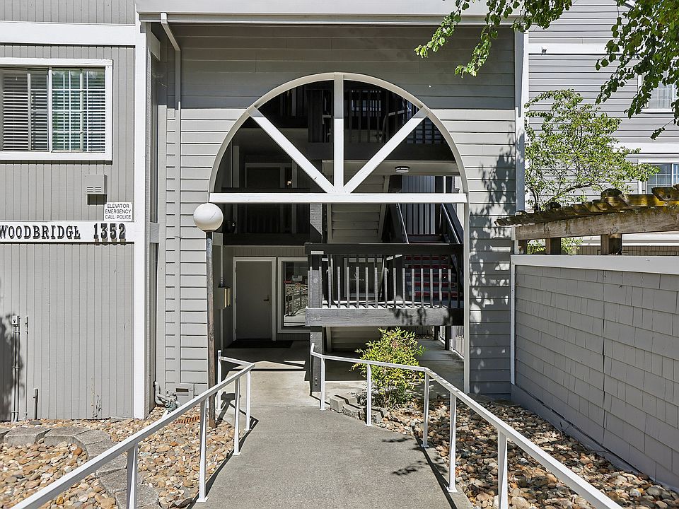 3-print-Creekside Dr-S0207-003