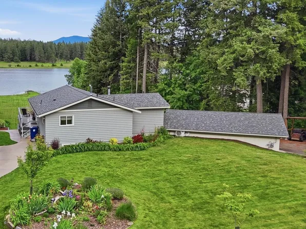 15720 N Ridgeway Ln, Hayden Lake, ID 83835