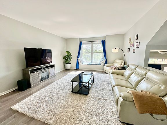4th image of 5502 Cambridge Way