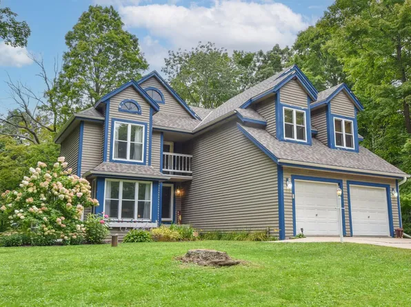 8451 Wesley COURT, Kewaskum, WI 53040