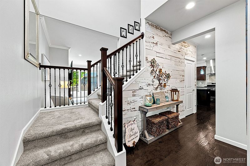 4th image of 11730 172nd Street Ct E