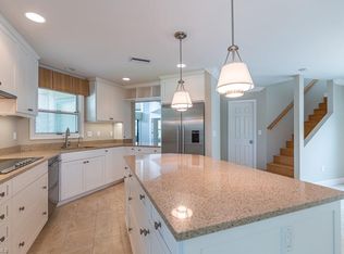 4008 Crayton Rd, Naples, FL 34103