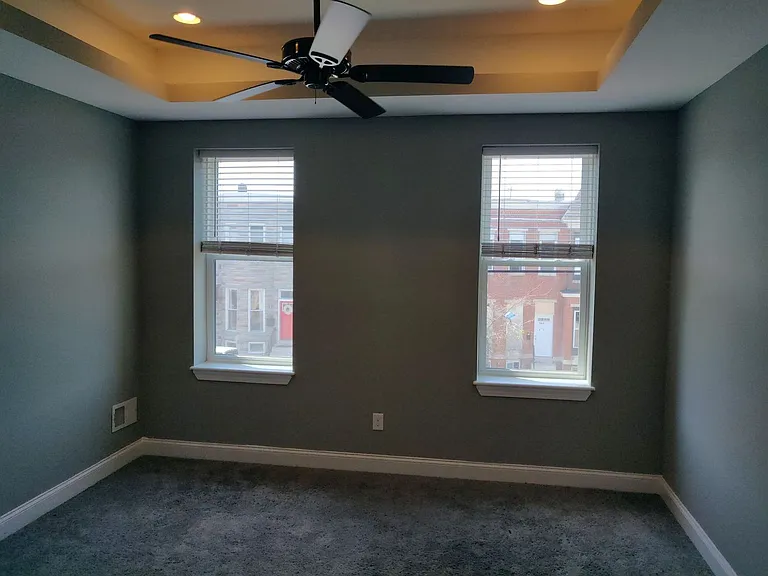103 S Highland Ave — Photo 13