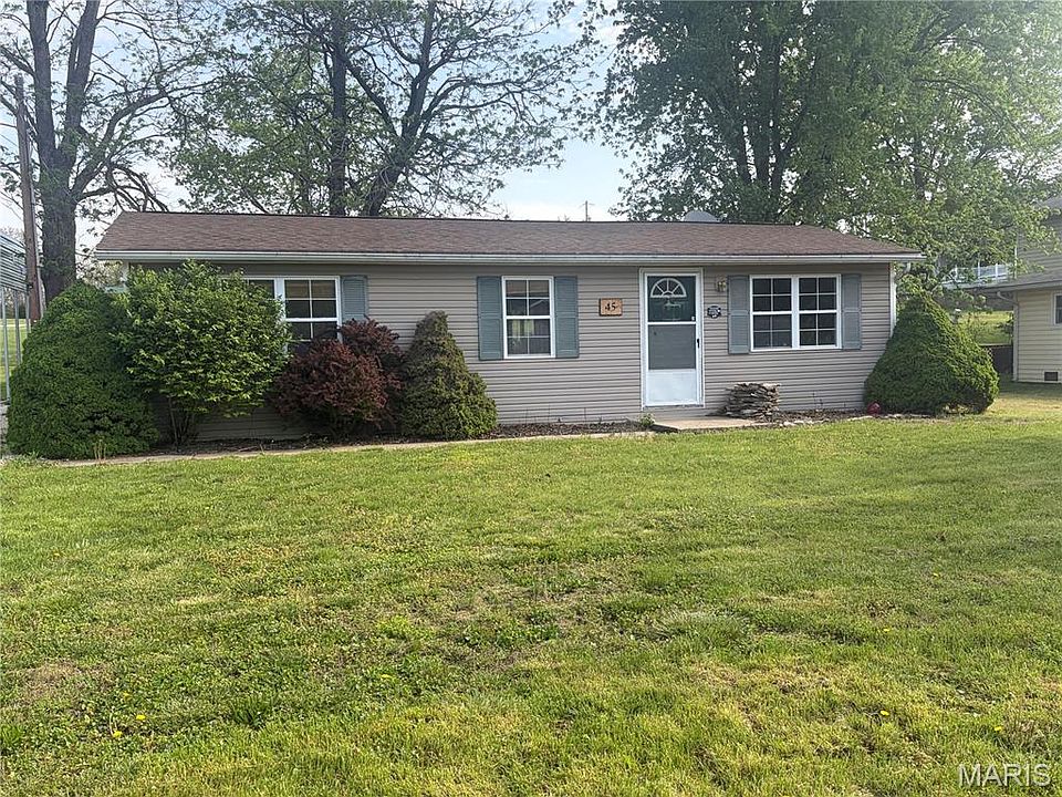 1st image of 45 N Lake Dr