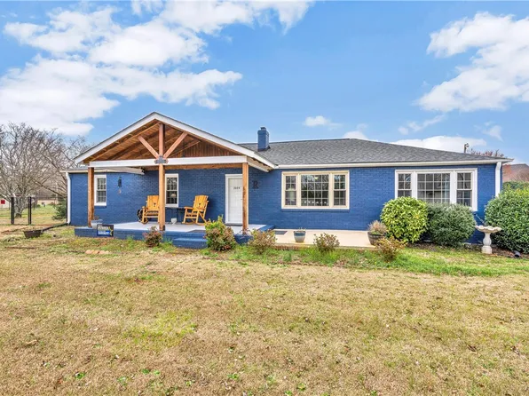 1604 Powdersville Rd, Easley, SC 29642