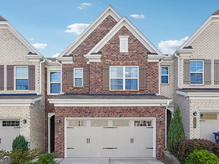 1616 Lansing Bluff Walk — Photo 1