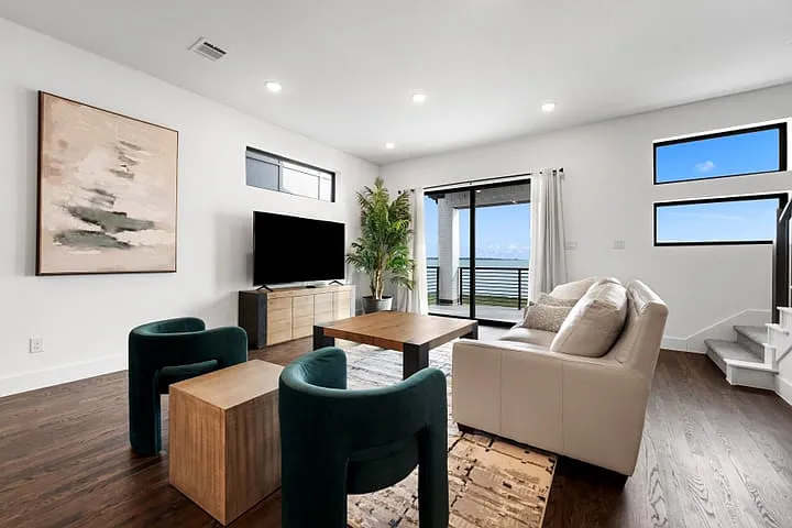 8609 Secretariat Dr — Photo 10