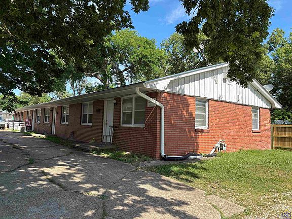 3rd image of 914 Cottonwood St