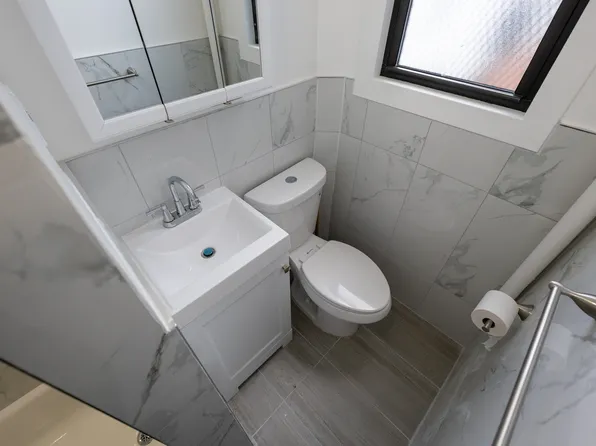 9728 Flatlands Avenue image 17 of 40