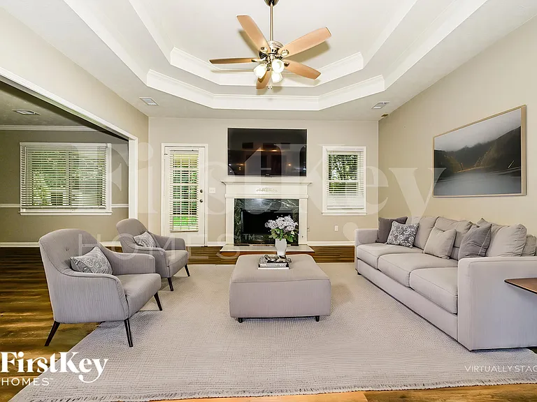 45 Sunset Ct — Photo 3