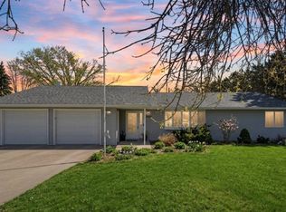 3885 Mohler Rd, Center Point, IA 52213