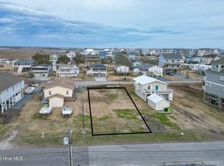 7026 7th St, Surf City, NC 28445