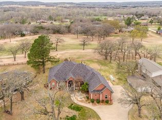 227 Cayuga Trl, Lake Kiowa, TX 76240