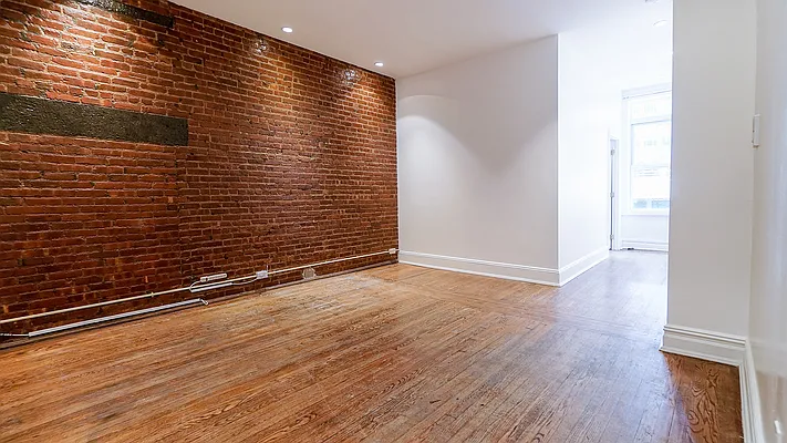 Rented by Camelot Realty Group | media 12