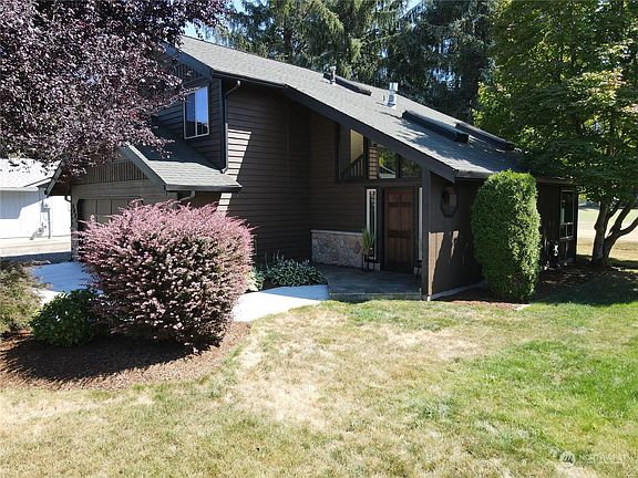 4th image of 5029 58th Avenue SE