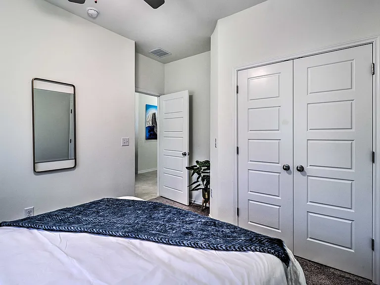 140 Oakhill Dr — Photo 13