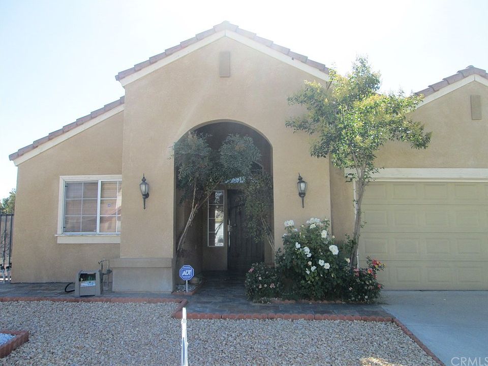1st image of 1612 Apapas Ln