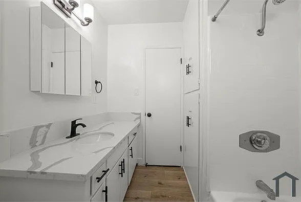 3878 Potomac Ave #5 — Photo 22