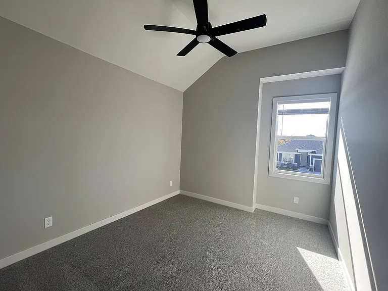 19182 W 109th Pl — Photo 17
