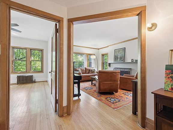 5th image of 5712 S Dorchester Ave #1